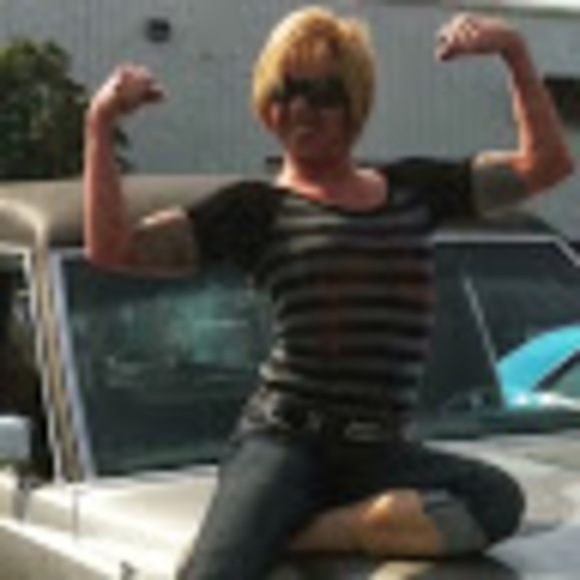 Meet your Posher, Stephanie - Picture 1 of 1